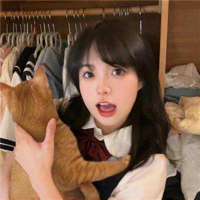 女孩闺房